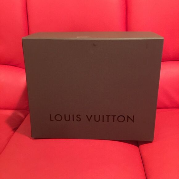 Big Louis Vuitton box - Picture 1 of 4